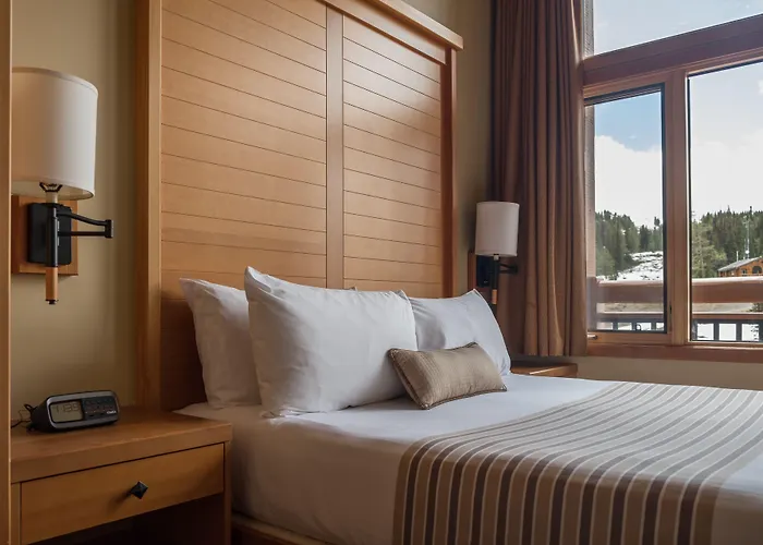 Sunshine Mountain Lodge
